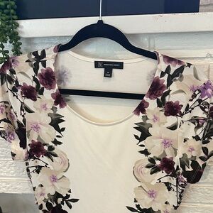 INC International Concepts Women's Floral Short Sleeve Top - Purple and White